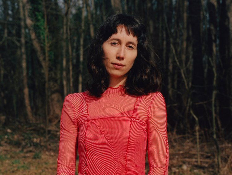 Anna Hauss – “jump”