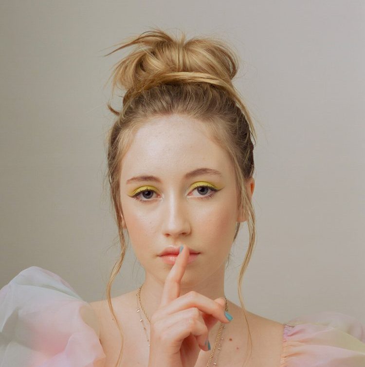 Edie Yvonne – Stain