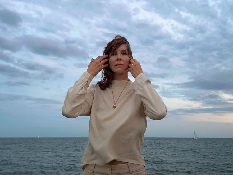 La Faute – “The Crown”