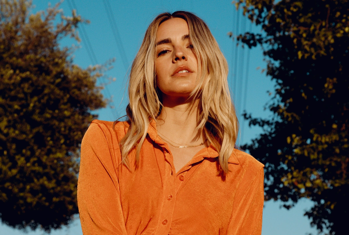 Katelyn Tarver shares pacifying new single “All Our Friends Are Splitting Up”